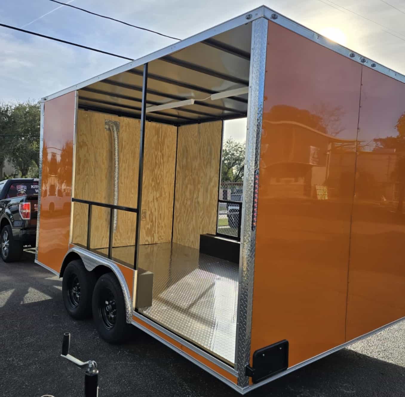 Custom enclosed trailer with diamond plate flooring and interior framing. — Tampa Bay, FL