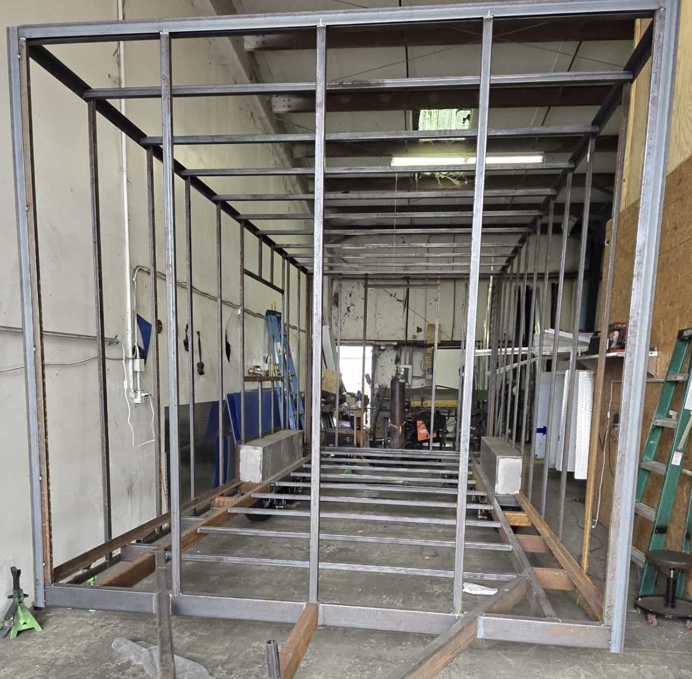Steel frame structure fabricated to spec in the shop